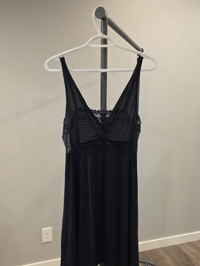 La Vie En Rose Black Lace-Trim Night Slip